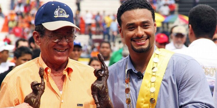 El Premio Luis Aparicio llega a Cooperstown de la mano de Johan Santana