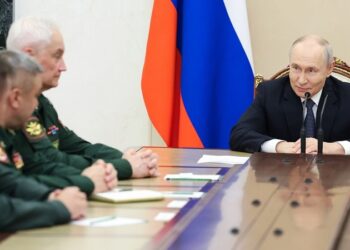 Putin nombra a cargos clave en el mando de las Fuerzas Armadas