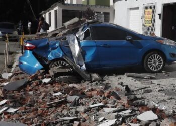Al menos 20 muertos en dos ciudades del centro de Colombia por el terremoto
