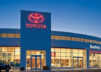 Toyota retira del mercado más de medio millón de vehículos Camry Hybrid