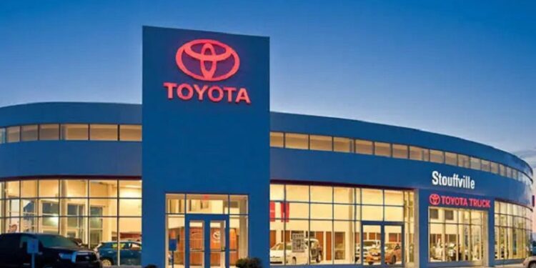 Toyota retira del mercado más de medio millón de vehículos Camry Hybrid