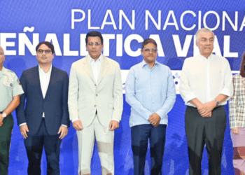 Turismo y RD Vial lanzan plan nacional de señalética turística