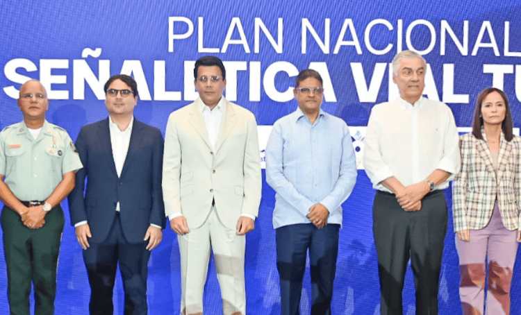 Turismo y RD Vial lanzan plan nacional de señalética turística