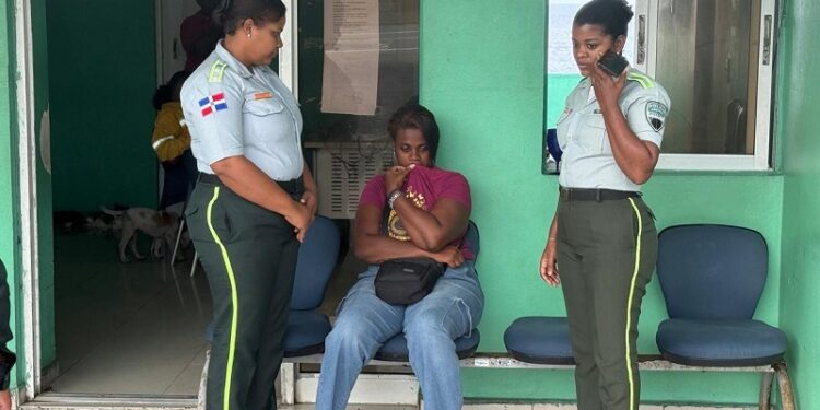 Agente de la DIGESETT identifica mujer reportada desaparecida