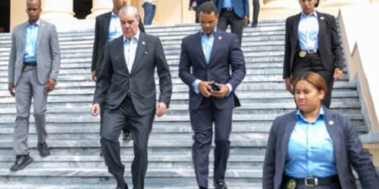 Presidente Abinader felicita al país por respaldo al Simulacro Nacional 