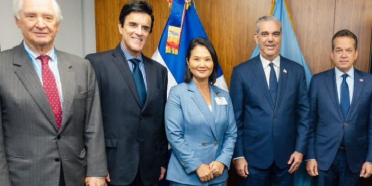 Abinader plantea llevar a nuevos niveles las relaciones entre RD y Perú tras reunión con Keiko Fujimori