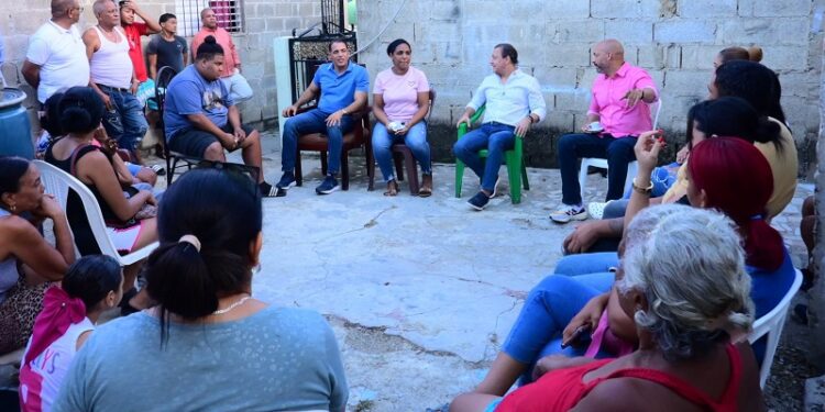 Abel Martínez denuncia una mafia detrás de las deportaciones de ciudadanos haitianos