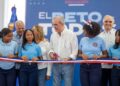 Presidente Abinader inaugura techado de centro educativo en Cambita
