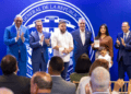Abinader inicia entrega oficial del pasaporte electrónico para dominicanos en NY, Nueva Jersey y Boston