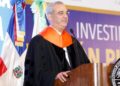 Presidente Abinader llama a 147 servidores públicos graduados a poner sus conocimientos al servicio de la ciudadanía