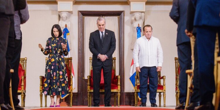 Presidente Abinader convoca a las iglesias a jornada nacional de oración y acción de gracias por la RD