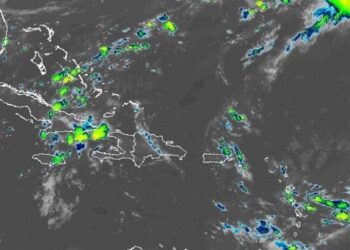 Onda tropical y vaguada provocarán aguaceros en varias provincias