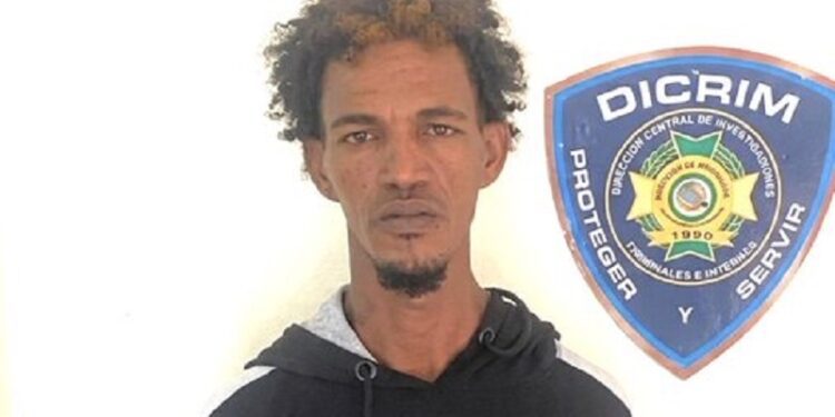 Policía persigue a “Hansel Boca Negra”, hirió a dos agentes en Sabana Perdida