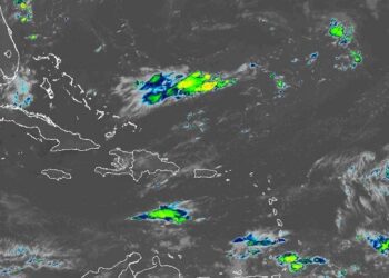 Temperaturas elevadas y algunos aguaceros esta tarde