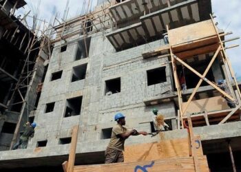 Expresan preocupación por altos costos en el sector de la construcción