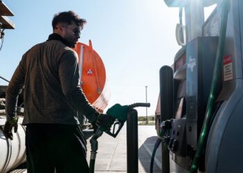 Precios del diésel en EE.UU. alcanzan un máximo histórico