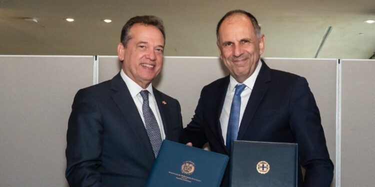 RD y Grecia acuerdan fortalecer comercio, inversiones y cadenas de suministro