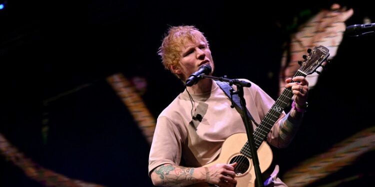 Ed Sheeran rompe su silencio, pide perdón por la exclusión de Macklemore y ve «injustificable» la situación en Gaza