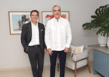 Presidente de Google Cloud para América Latina realiza visita de cortesía a Luis Abinader