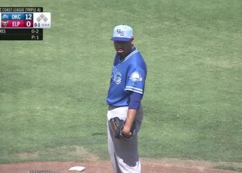 Díaz vuelve el viernes, pero Dodgers aclaran que debe ganarse su puesto en octubre