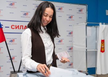 El partido gobernante de Rusia se perfila como ganador de las elecciones parlamentarias