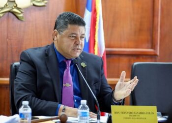 Cámara cita al secretario de Recursos Naturales por controversia sobre material depositado en Cimarrona