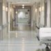 Anciana fue a operarse una rodilla y anestesiólogo abusó de ella antes de la cirugía