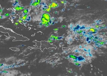 Vaguada y onda tropical inciden en las condiciones del tiempo
