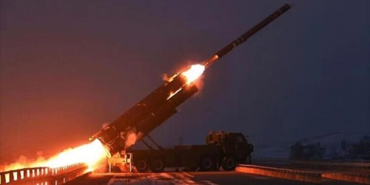 Irán ataca con misiles una base de marines de EEUU en Jordania