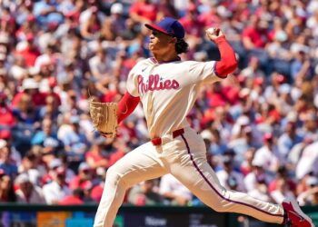 Luzardo completa sesión de bullpen y da un paso gigante para volver con los Filis
