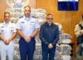 Autoridades ocupan 595 paquetes de presunta cocaína frente a las costas de Baní