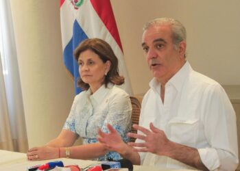 Presidente Abinader anuncia ampliación a cuatro carriles de la carretera hacia Licey al Medio