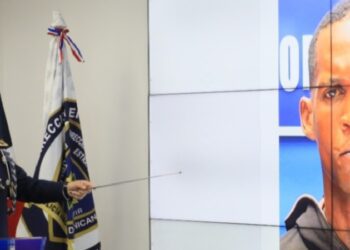 Policía captura a acusado de robar al comediante Kenny Grullón 