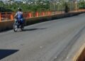 MOPC anuncia restricciones de circulación de vehículos pesados en el puente de La Barquita para mantenimiento