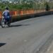 MOPC anuncia restricciones de circulación de vehículos pesados en el puente de La Barquita para mantenimiento