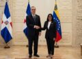 Abinader y Delcy Rodríguez abordan cooperación energética, relaciones consulares y turismo en reunión en Roma
