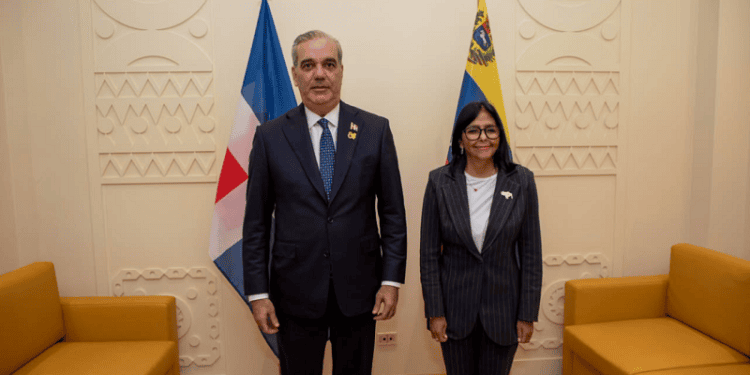 Presidente Abinader y homóloga interina de Venezuela, Rodríguez, abordan cooperación energética, relaciones consulares y turismo
