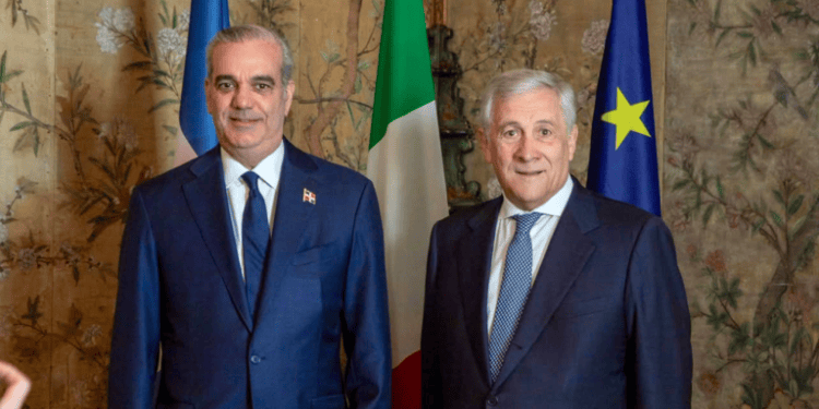 Italia promete más inversiones en República Dominicana y apoyo en la lucha al narcotráfico