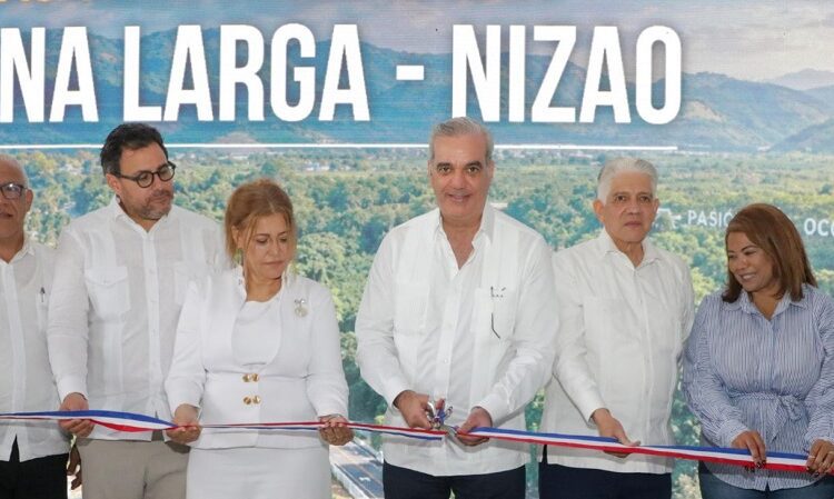 Presidente Abinader inaugura carretera Nizao-Sabana Larga-Ocoa