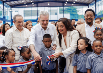 Presidente Abinader inaugura Complejo Educativo y Deportivo Pedro Martínez, en Manoguayabo