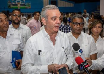 Presidente Abinader asegura el país está preparado para enfrentar cualquier amenaza de bandas criminales haitianas en la frontera