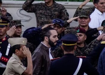 Bukele lanza una «operación militar» en Haití