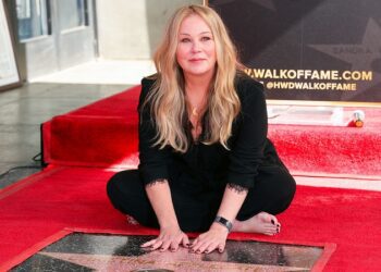 Actriz de Hollywood descubre que su diagnóstico era erróneo: «Lo perdí todo»