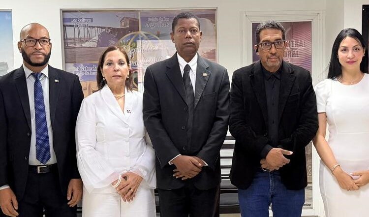Reabre el Consulado General de la República Dominicana en Venezuela