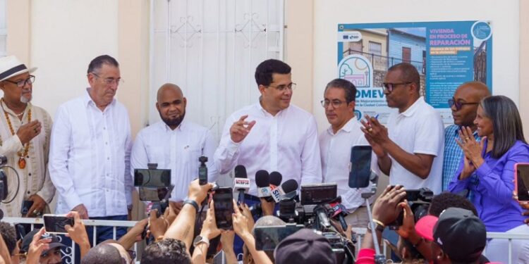 Mitur inaugura programas de vivienda y recuperación de fachadas en Ciudad Colonial