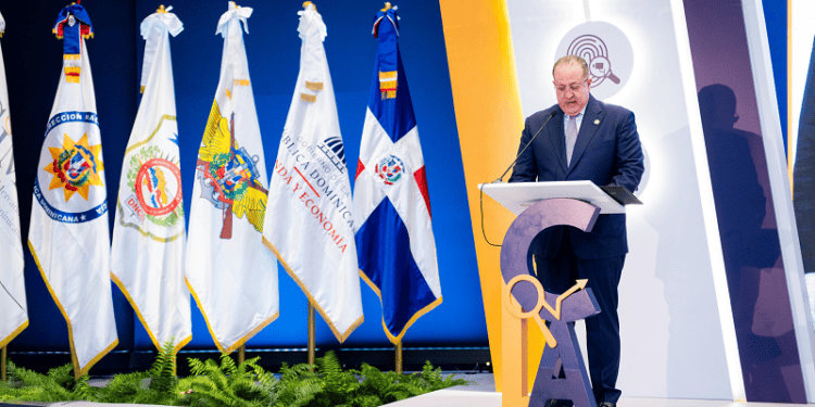 Magín Díaz destaca fortalecimiento del sistema antilavado como garantía de estabilidad económica y confianza internacional