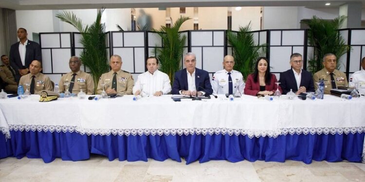 Abinader encabeza evaluación de las acciones del Plan de Seguridad Ciudadana