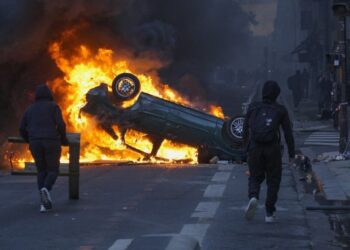 Las violentas protestas en Francia se cobran la primera vida