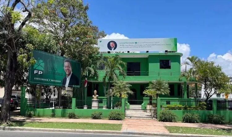 Fuerza del Pueblo propone endurecer hasta 30 años penas por contrabando de armas y municiones hacia Haití