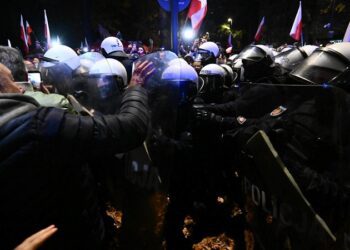 ¿Quién contra quién? PUNTOS CLAVE del denunciado «golpe de Estado» en Polonia